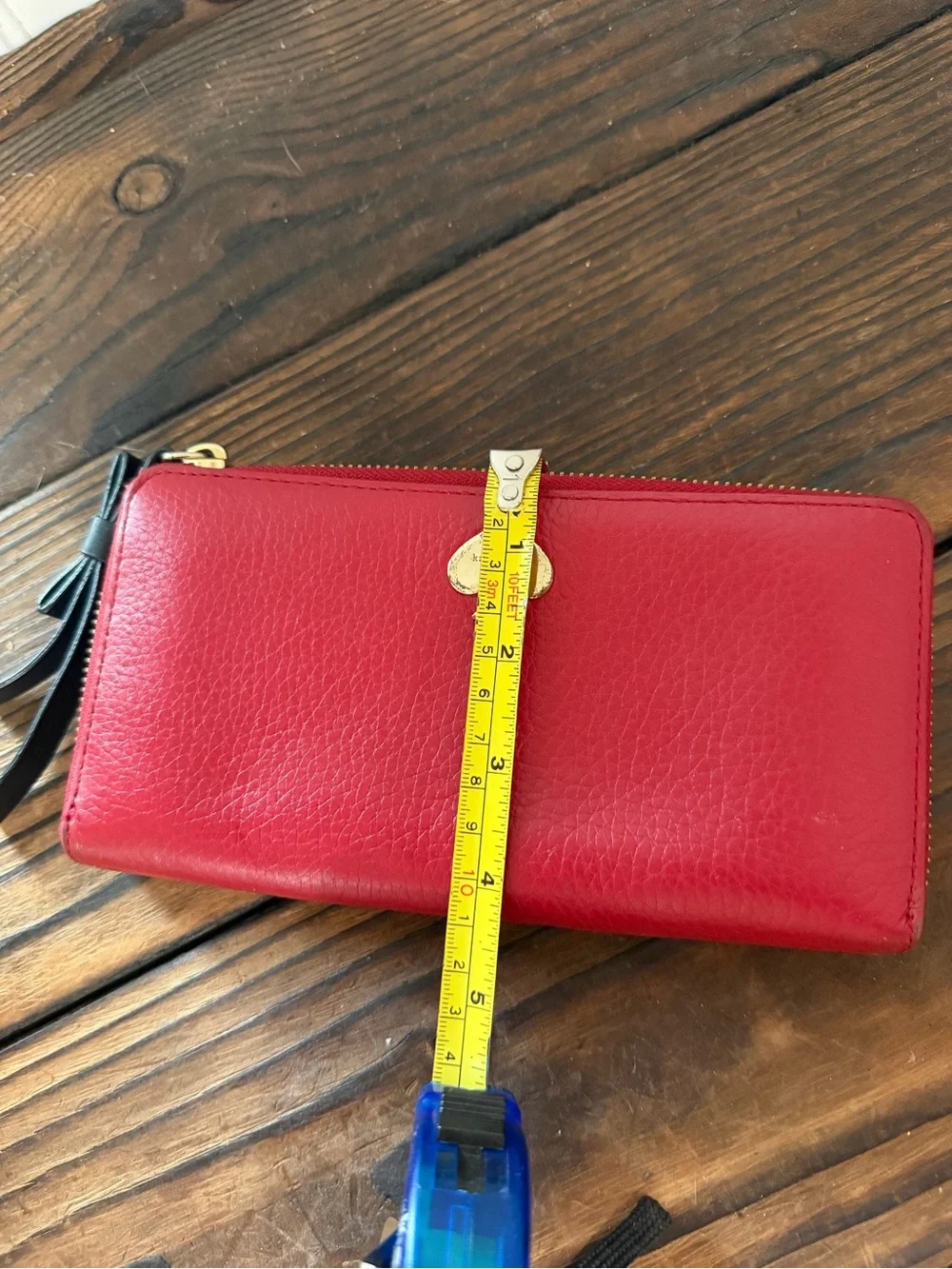 kate spade Red Pebbled Leather Zip Wallet with Bow Pull